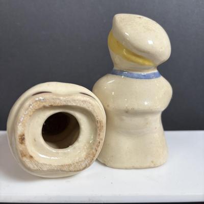 LOT 385: Vintage Shawnee Salt &n Pepper Shakers