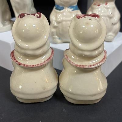 LOT 387: Vintage Salt & Pepper Shakers Featuring RCA Victor "Nipper" the Dog