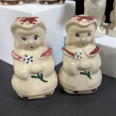 LOT 387: Vintage Salt & Pepper Shakers Featuring RCA Victor "Nipper" the Dog
