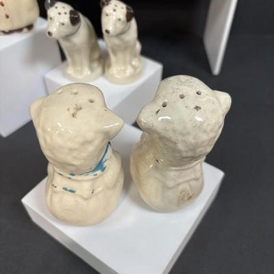 LOT 387: Vintage Salt & Pepper Shakers Featuring RCA Victor "Nipper" the Dog