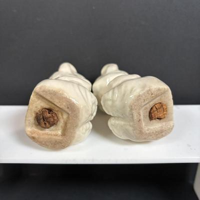 LOT 388: Collection of 6 Vintage Salt & Pepper Shakers
