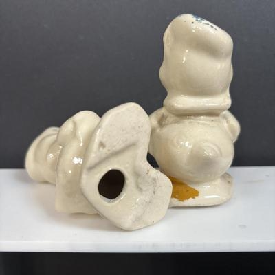 LOT 388: Collection of 6 Vintage Salt & Pepper Shakers