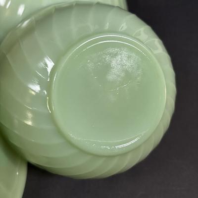 LOT 391: Set of 3 Unmarked Jadeite Mixing Bowls