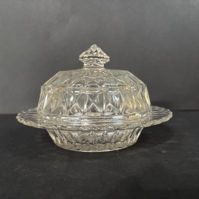 LOT 394: Vintage Covered Butter/Cheese Dishes