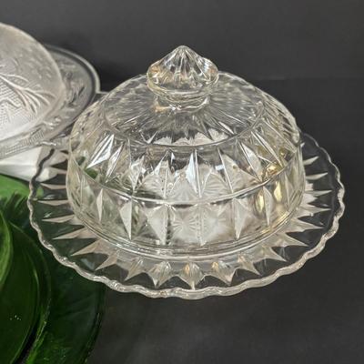 LOT 394: Vintage Covered Butter/Cheese Dishes