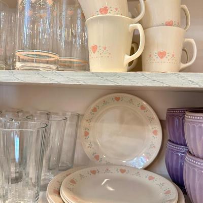 Kitchen Lot - 5- Lenox, Corolla, and more - everything pictured