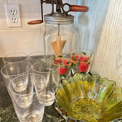 Kitchen Lot - 6- Antique Butter churn, Franciscan Apple plus