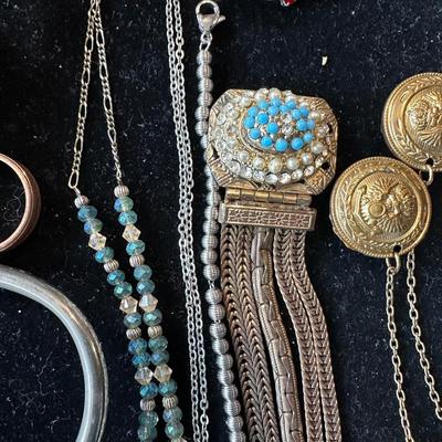 Costume Jewelry Lot O- Mixed lot with some marked 925