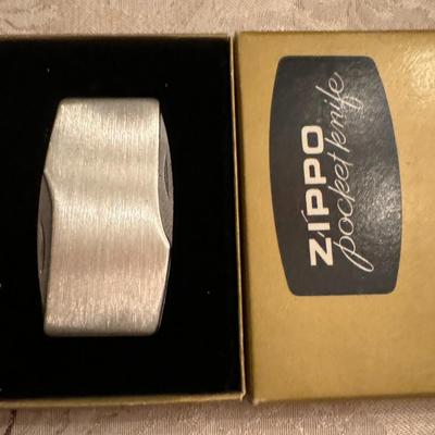 ZIPPO / Bobcat pocket knife in box - New old stock -