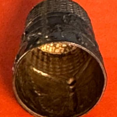 Vintage butterfly thimble