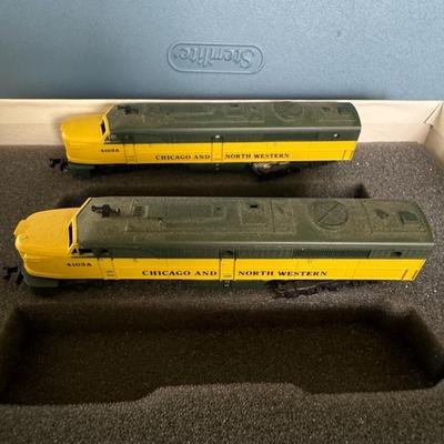 KATO N scale 2703 Chicago & Northwestern Locomotive set