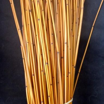 Decorative Craft Bundle – Sticks, stick Wreath & faux flowers