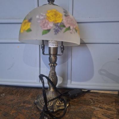 Sale Photo Thumbnail #91: This lamp uses a night light bulb.  Its approx 13 inches tall