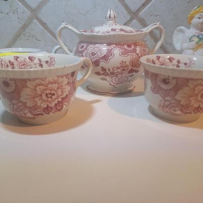 Sale Photo Thumbnail #188: sugarbowl, 2 teacups, a salt and pepper shaker and other bowl