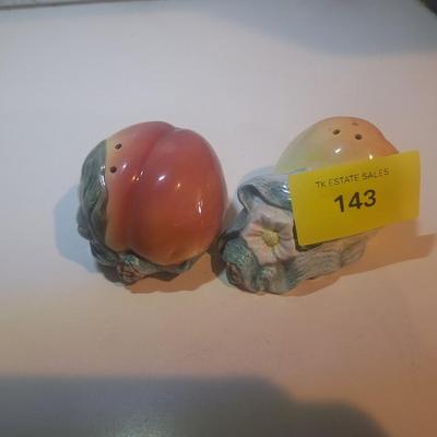 Sale Photo Thumbnail #192: peach and pear salt and pepper shaker