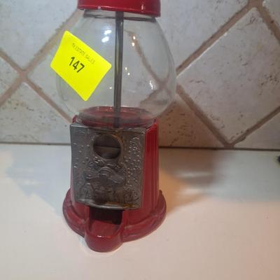 Sale Photo Thumbnail #204: small gumball machine