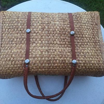 Sale Photo Thumbnail #288: perfect size to take to the beach or pool