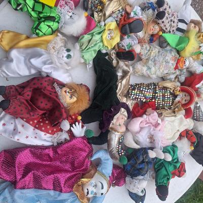 Sale Photo Thumbnail #327: Porcelain clown dolls