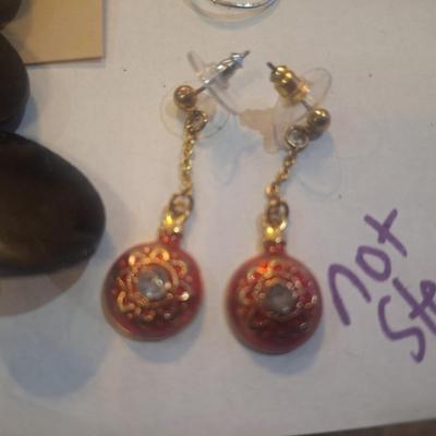 Sale Photo Thumbnail #406: earrings
