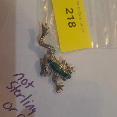 Sale Photo Thumbnail #443: Frog brooch