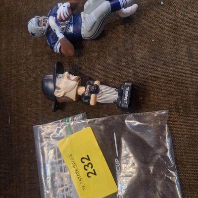 Sale Photo Thumbnail #465: sports figures