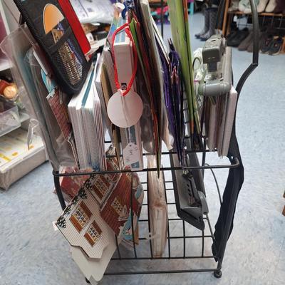 Sale Photo Thumbnail #527: also has a 2 whole punch and stapler