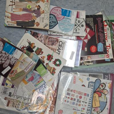 Sale Photo Thumbnail #540: includes embroidery stuff for a machine