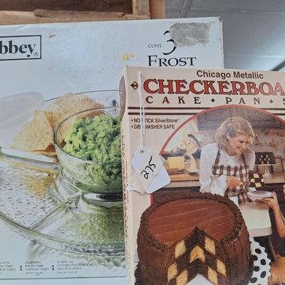 Sale Photo Thumbnail #552: cake pan set-checkerboard cake and libbey chip and dip set