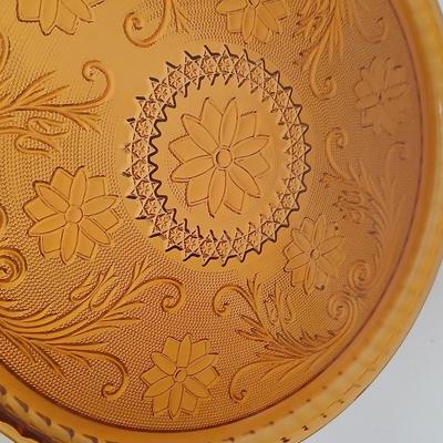 Tierra Amber Glass Dish Set – Vintage Embossed Pattern