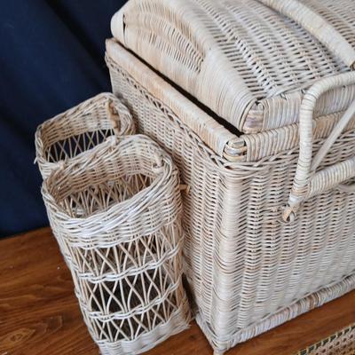 Wicker & Woven Basket Assortment – 3 Pieces