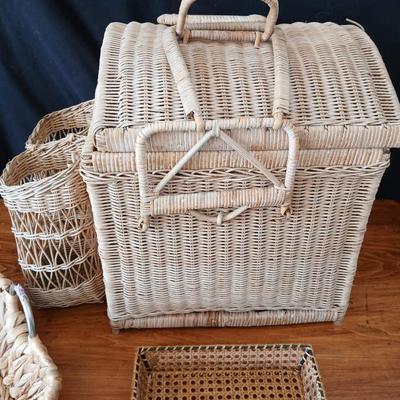 Wicker & Woven Basket Assortment – 3 Pieces