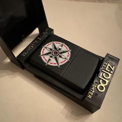 ZIPPO 1998 Marlboro compass Rose lighter - in original case -