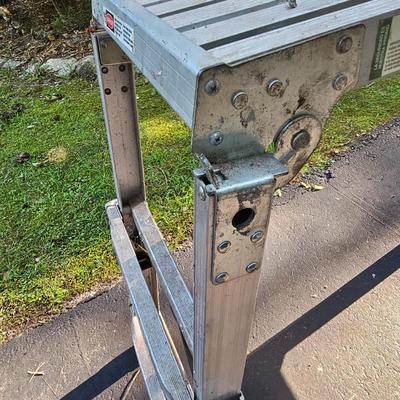 Folding Scaffold w/Tray (G-JS)