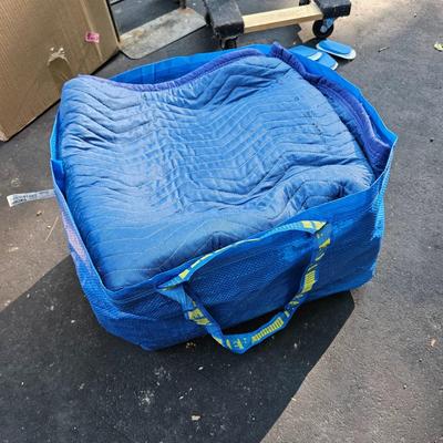 Moving/Packing Items (G-JS)