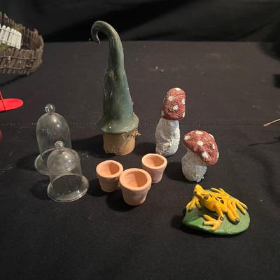 Fairy Garden & Glass Terrariums (LR-RG)