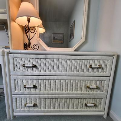 LOT 3B: Bassett White Three Drawer Vanity with Lamp