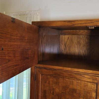LOT 9B: Thomasville Standing Dresser