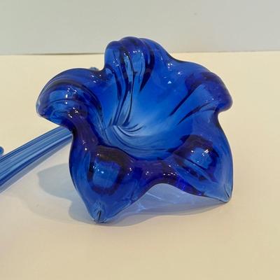 LOT 50F: Cobalt Blue Glass Flowers & Small Vase