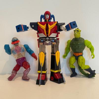 LOT 60F: Metal Transformer & More