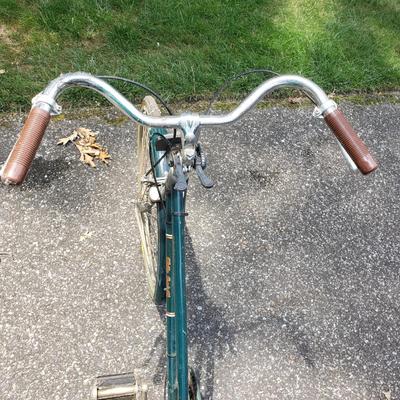 LOT 68G: Set of Vintage Bikes; Free Spirit Ten Speed and Greenbriar with Rear Rack