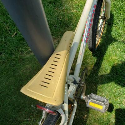 LOT 69G: Vintage 1986 Mongoose Californian BMX Bike