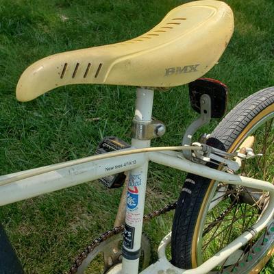 LOT 69G: Vintage 1986 Mongoose Californian BMX Bike