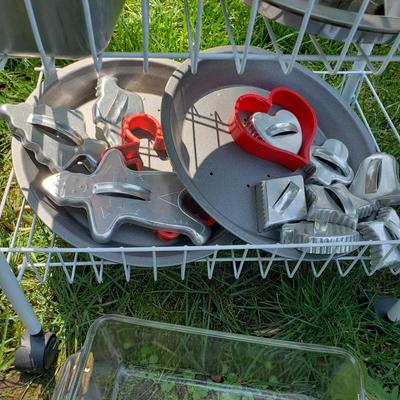 LOT 72G: Kitchen and Baking Assortment; Rolling Cart, Cookie Cutters, Baking Pans, Mixing Bowls, and More