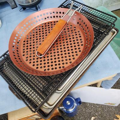 LOT 73G: Kitchenware Assortment; Royal Doulton, Pyrex, Farberware, Cuisinart, Corningware, and More