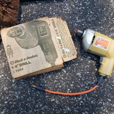 LOT 78G: Assortment of Tools and Accessories; Dremel, Black&Decker Drill, Swingline Staple Gun, and More