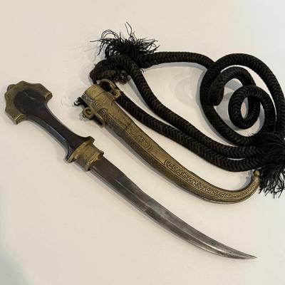 LOT 115F: Antique Dagger w/ Sheath