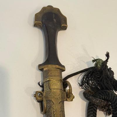 LOT 115F: Antique Dagger w/ Sheath