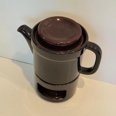 LOT 117F: Teapots & Cups w/ Steepers, Pfaltzgraff Tea Pot w/ Warmer