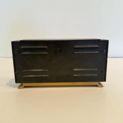 LOT 118F: Vintage Airguide Desk Barometer