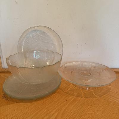 LOT 119F: Flower Design Glass Cake Plate & Leaf Design Plates & Bowl